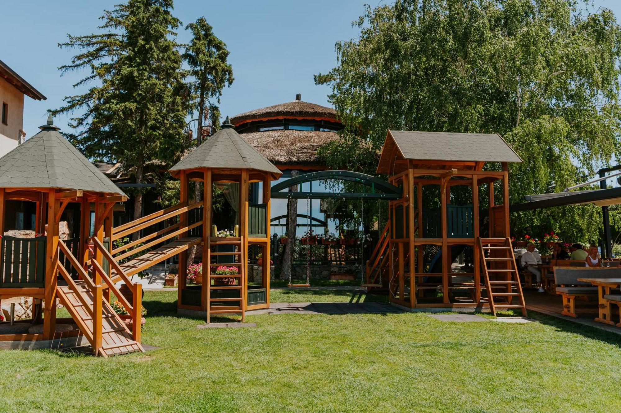 Bed and Breakfast Vinska Kuca Kovacevic Irig Exteriér fotografie